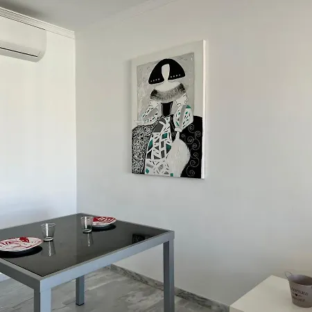 2 Con Garaje Frente Puerto Daire