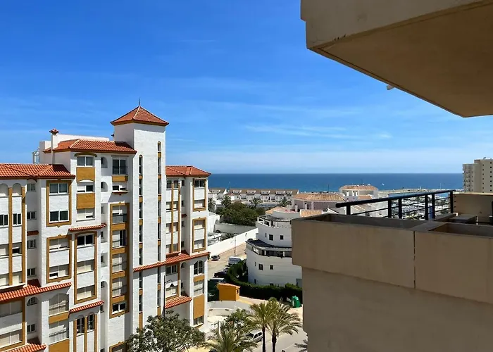 2 Con Garaje Frente Puerto Lejlighed Estepona